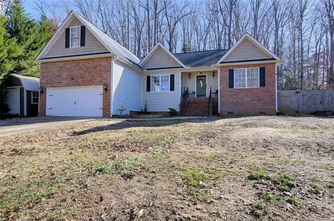 164 Rusty Ln, Easley, SC 29642