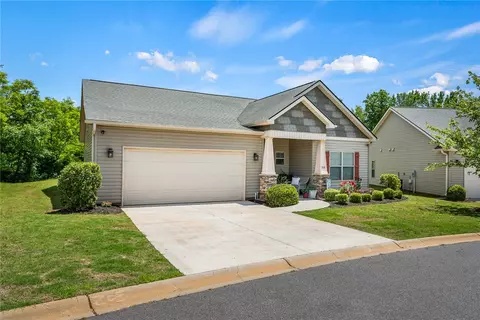 308 Sliding Rock Dr, Pendleton, SC 29670 photo 2