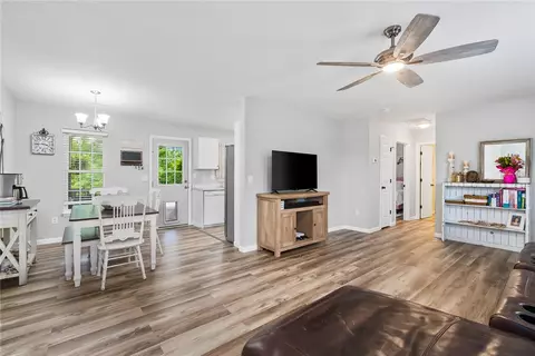 1013 Farmer Rd, Starr, SC 29684 photo 5