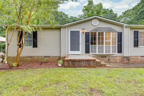 325 Liberty Hwy, Liberty, SC 29657