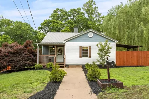 103 Arlington Ave, Easley, SC 29640