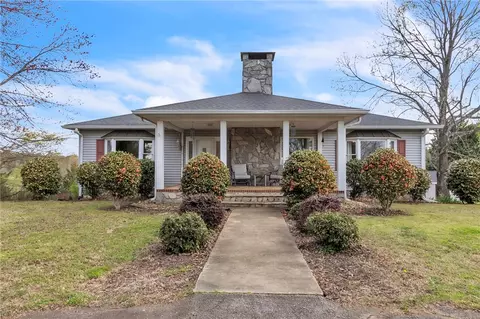 681 Hester Store Rd, Easley, SC 29640