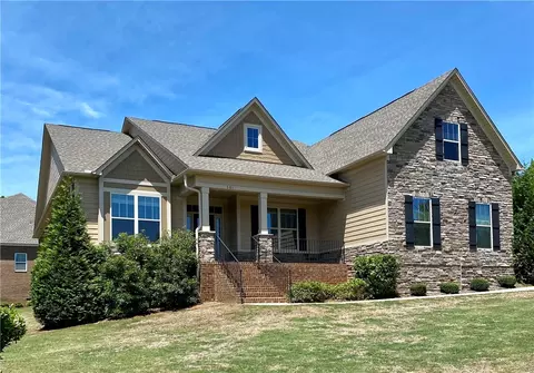701 Bogey Blvd, Seneca, SC 29678