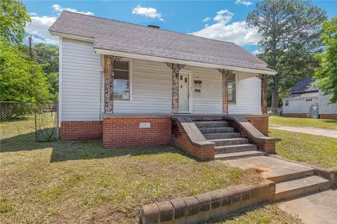 49 S Lyons St, Anderson, SC 29624