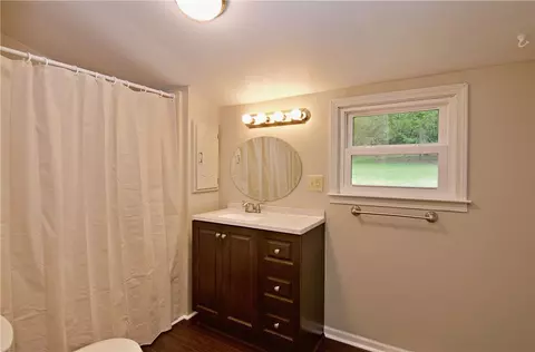 204 Aiken St, Central, SC 29630 photo 5