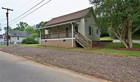 204 Aiken St, Central, SC 29630 photo 34