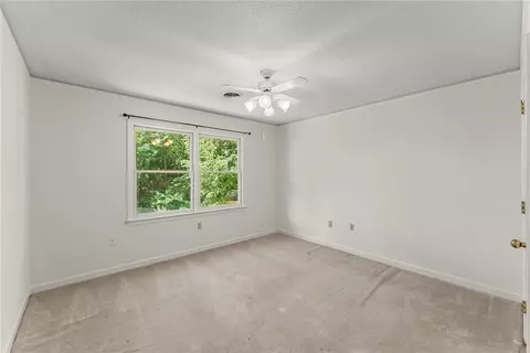 1300 Stonehurst Dr, Anderson, SC 29621 photo 23