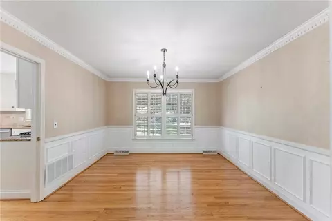 1300 Stonehurst Dr, Anderson, SC 29621 photo 9