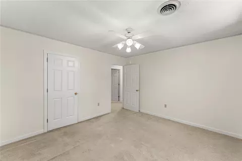 1300 Stonehurst Dr, Anderson, SC 29621 photo 24