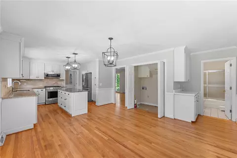 1300 Stonehurst Dr, Anderson, SC 29621 photo 14