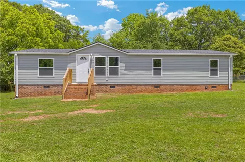202 Jalan Dr, Williamston, SC 29697