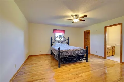 Bedroom - 245 Stephens Rd, Pickens, SC 29671 photo 1 of 5