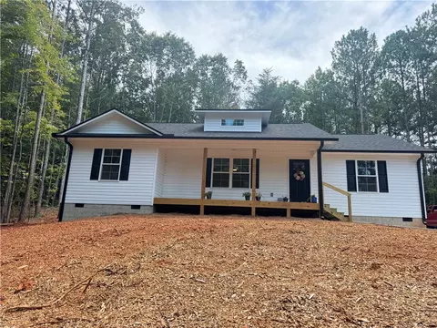 221 Woodland Way, Walhalla, SC 29691