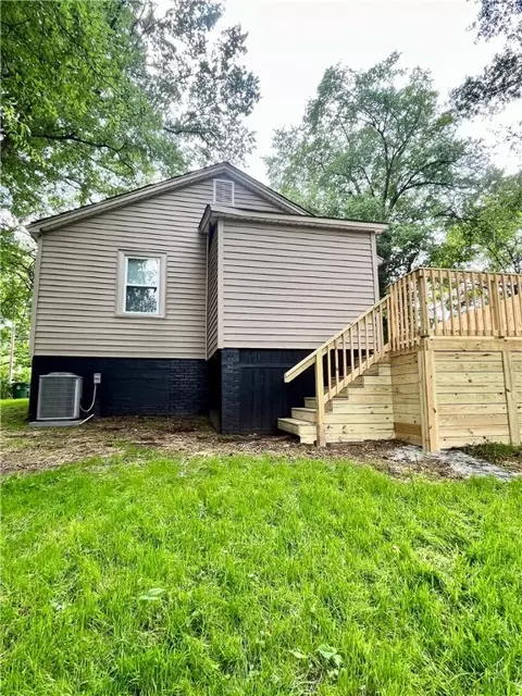 29 Payne Dr, Williamston, SC 29697 photo 10