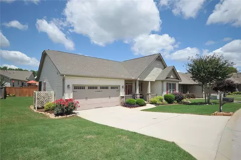 322 Stallion Rd, Greenville, SC 29617