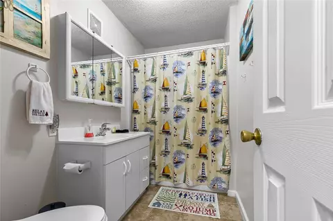 124 Peninsula Point Rd, Starr, SC 29684 photo 19