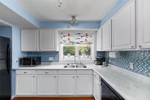 124 Peninsula Point Rd, Starr, SC 29684 photo 14