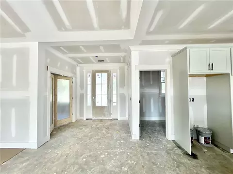 Entry Way - 246 Saw Mill Rd, Honea Path, SC 29654 photo 3 of 5