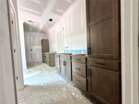 Entry Way - 246 Saw Mill Rd, Honea Path, SC 29654 photo 2 of 5