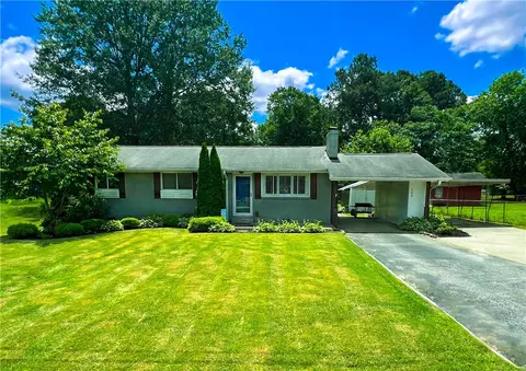 102 Dianne Ave, Simpsonville, SC 29681