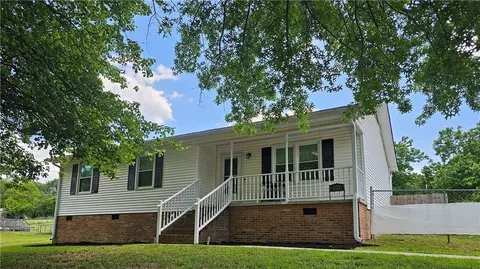 132 Yates Rd, Liberty, SC 29657