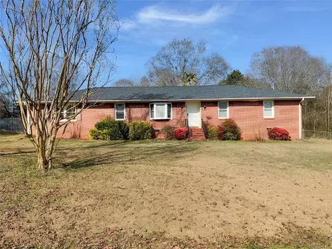 106 Maria Dr, Anderson, SC 29625
