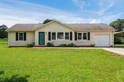 108 Crestwood Dr, Liberty, SC 29657