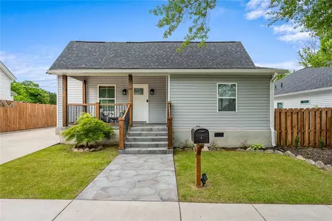 84 Hutchins St, Greenville, SC 29605