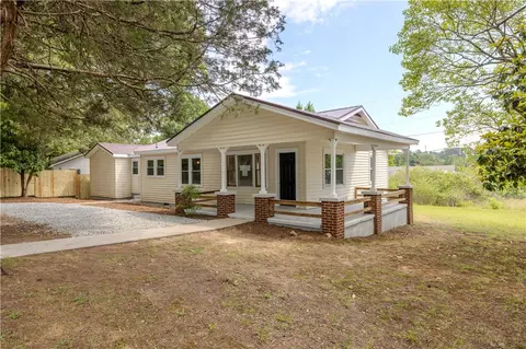 115 Pelfrey St, Seneca, SC 29672