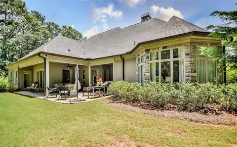 401 Nesting Pine Ct, Seneca, SC 29672 photo 4