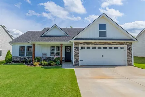113 Highlands Dr, Belton, SC 29627
