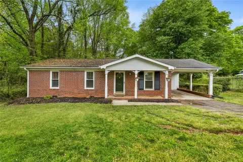 117 Hillcrest Cir, Anderson, SC 29624