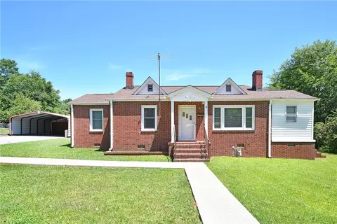 301 Crescent Hill Rd, Pickens, SC 29671