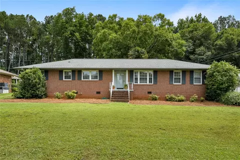 1405 Forest Ln, Anderson, SC 29621
