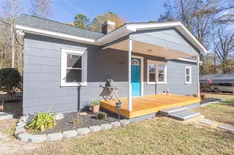 Exterior - 760 Cherokee Rd, Pelzer, SC 29669 photo 2 of 7
