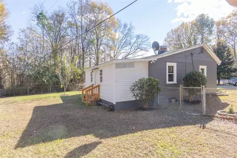 Exterior - 760 Cherokee Rd, Pelzer, SC 29669 photo 6 of 7