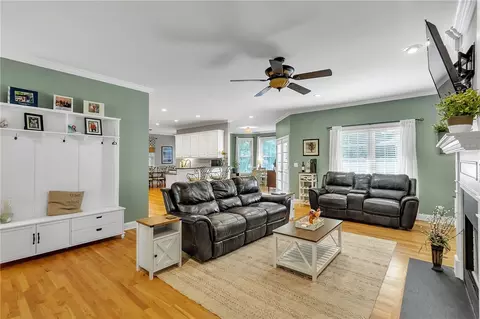 126 Red Maple Ln, Easley, SC 29642 photo 4