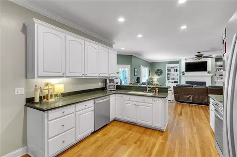 126 Red Maple Ln, Easley, SC 29642 photo 10