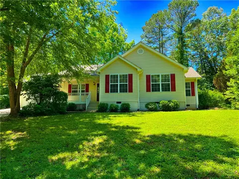 203 Stacey Kelley Rd, Seneca, SC 29678
