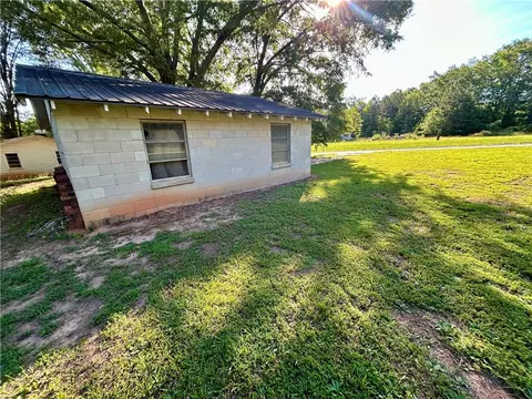 500 Trussel St, Honea Path, SC 29654 photo 5
