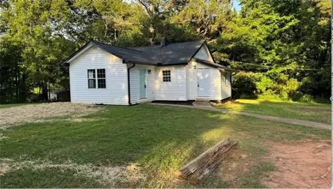 303 Mormon Church Rd, Seneca, SC 29678