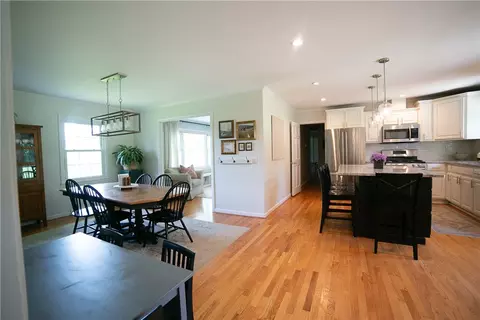 183 E Queen St, Pendleton, SC 29670 photo 7
