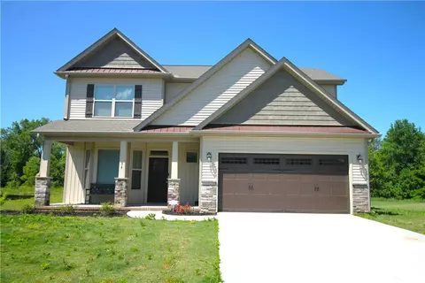34 Cane Hill Dr, Piedmont, SC 29673