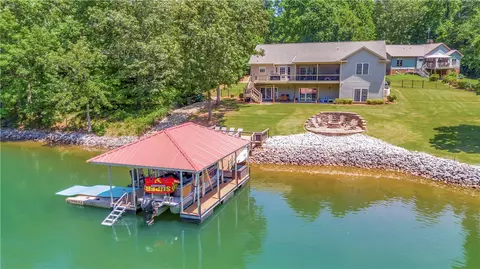 2019 Crystal Bay Ct, Seneca, SC 29672