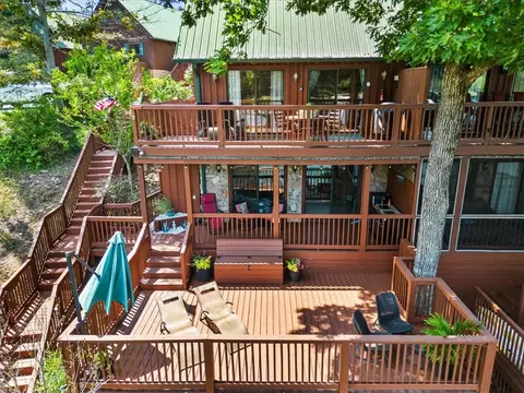 144 Harbour Pointe Pointe # A, Six Mile, SC 29682