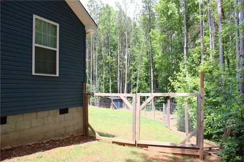 115 Hillcrest Ct, Walhalla, SC 29691 photo 5