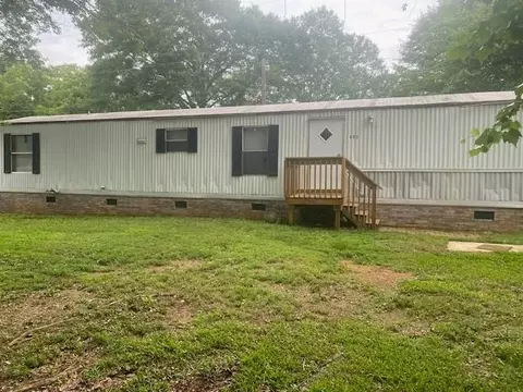 403 Burrell St, Pendleton, SC 29670 photo 1
