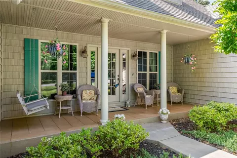 5032 King Dr, Anderson, SC 29621 photo 3