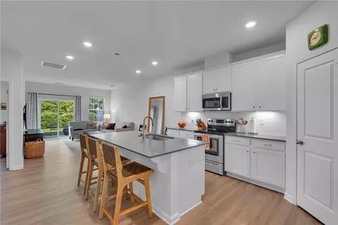 128 Aleppo Ln, Greer, SC 29651 photo 7