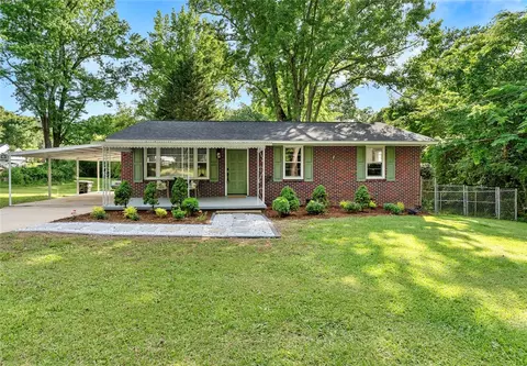 101 Crescent Ave, Belton, SC 29627